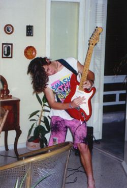 Livingroom guitar3